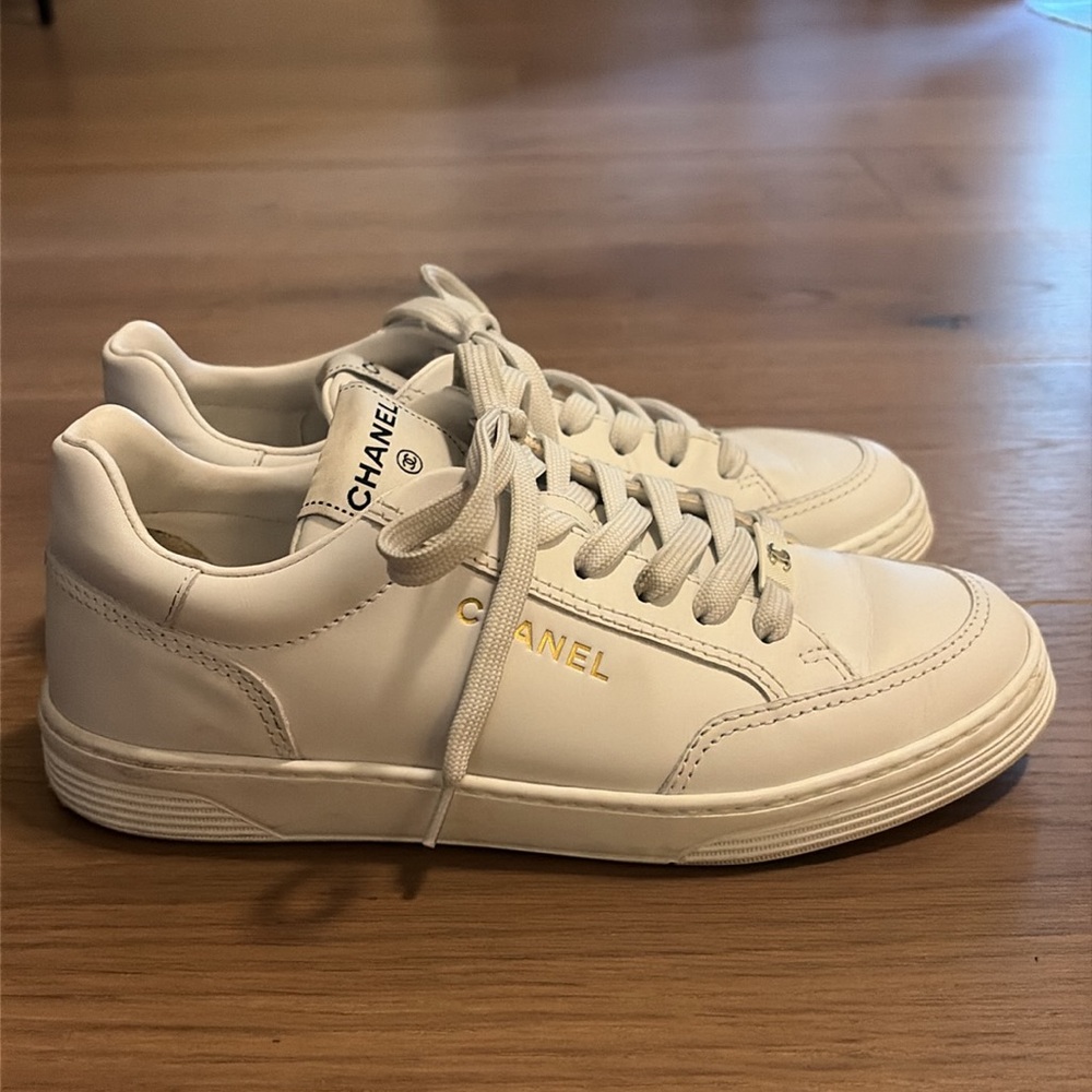 CHANEL White Leather Low-Top Sneakers - Women's - Picture 4 of 8